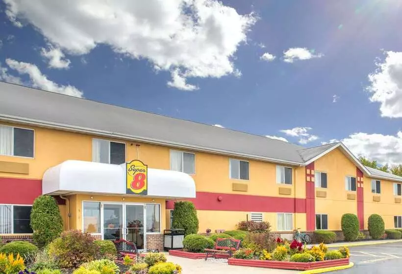 מוטל Super 8 By Wyndham Medina