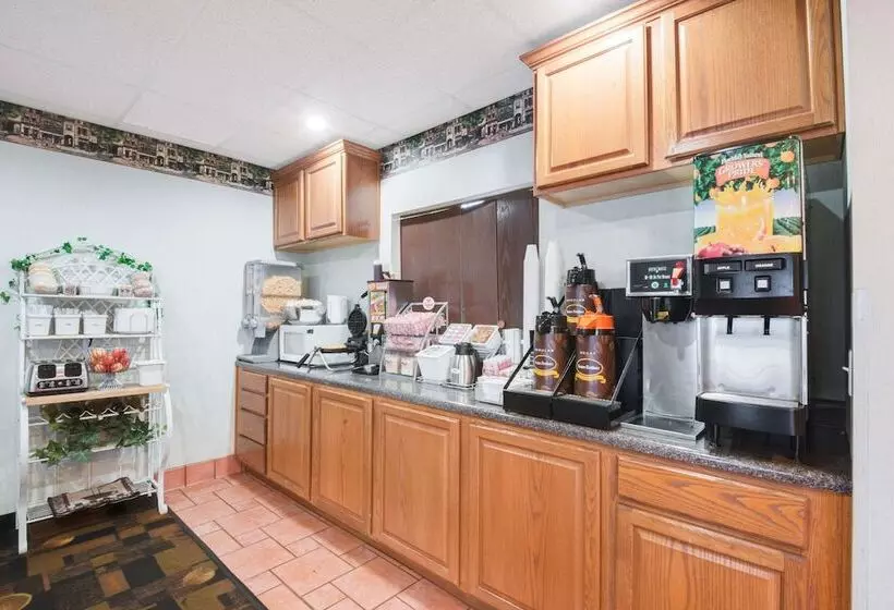 Motel Super 8 By Wyndham Monett