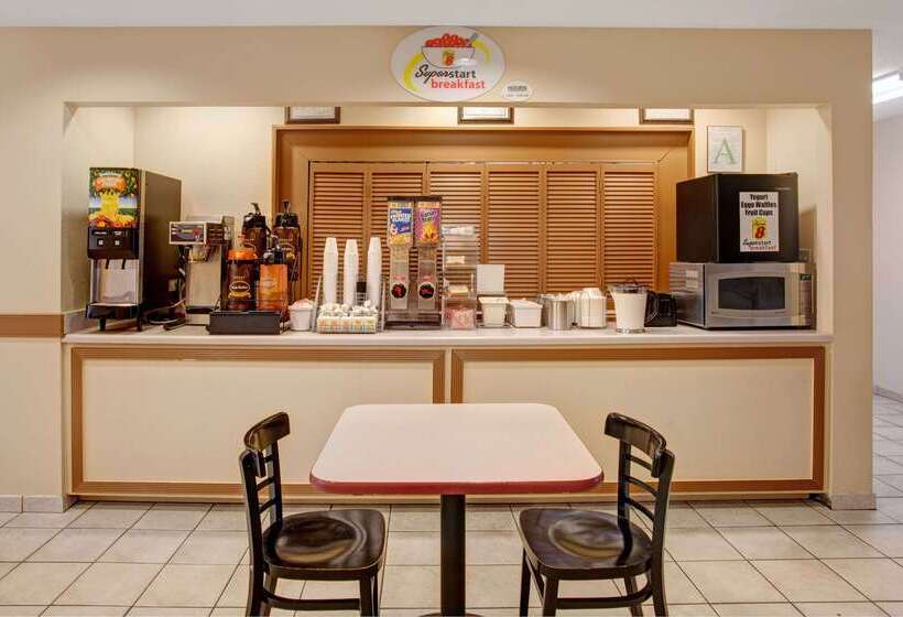 モーテル Super 8 By Wyndham Olive Branch