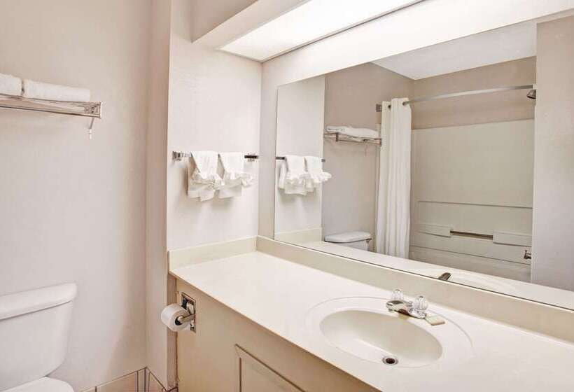 モーテル Super 8 By Wyndham Olive Branch