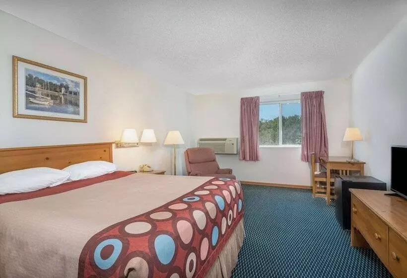 מוטל Super 8 By Wyndham Phillips