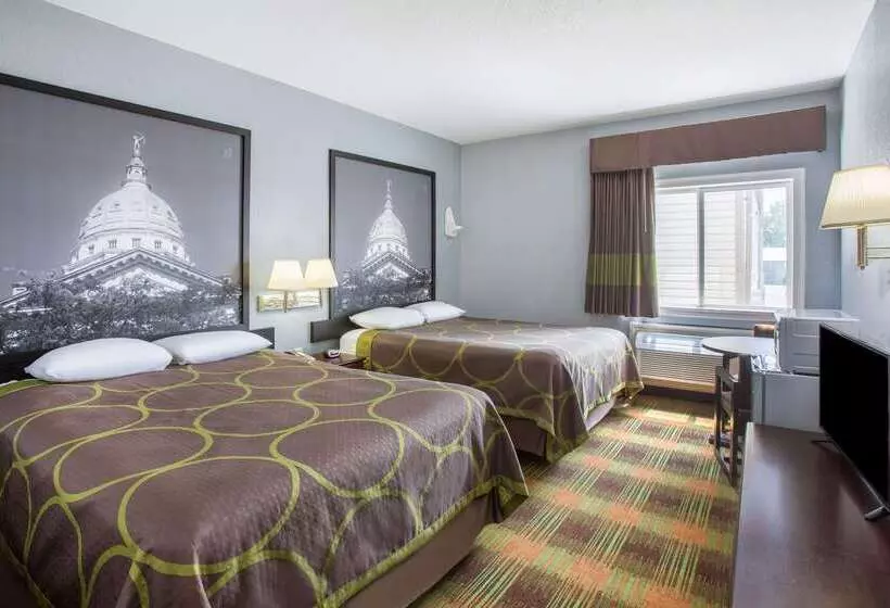 모텔 Super 8 By Wyndham Sweet Springs