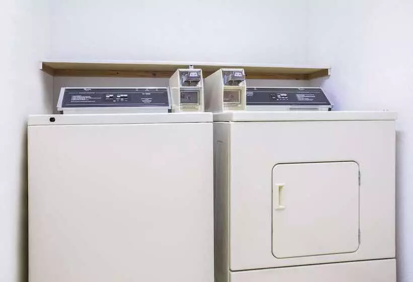 모텔 Super 8 By Wyndham Sweet Springs