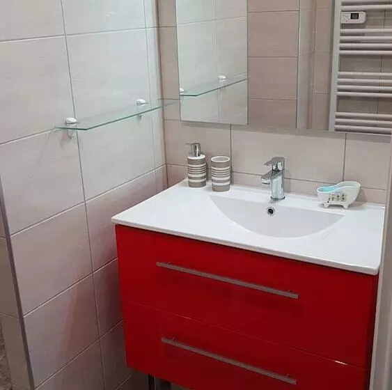 Aamiaismajoitus (B&B) Alolival