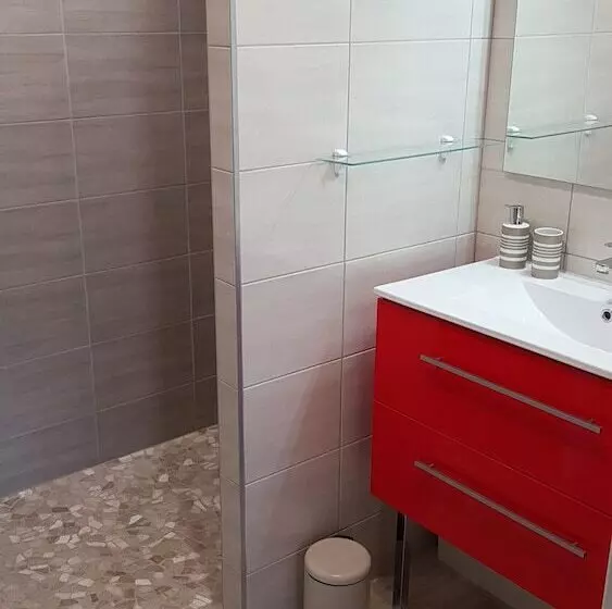 Aamiaismajoitus (B&B) Alolival