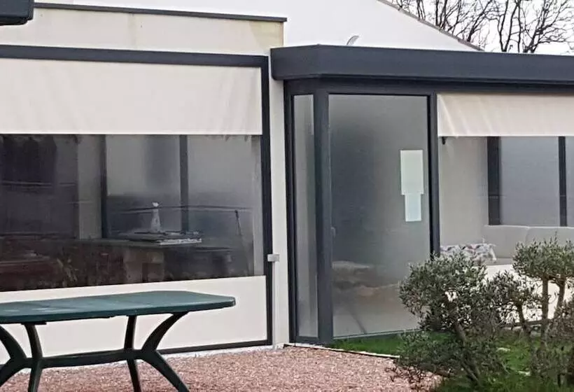 Aamiaismajoitus (B&B) Alolival