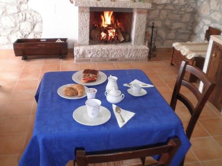 مبيت وإفطار Calvello