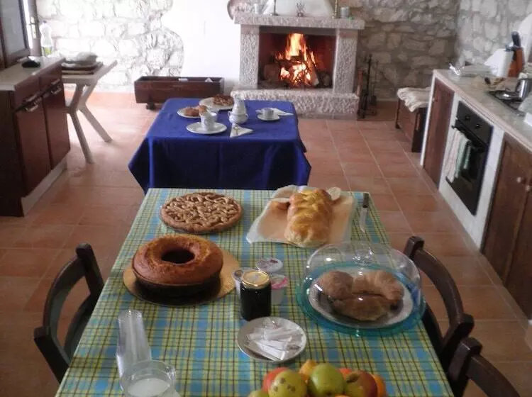 Aamiaismajoitus (B&B) Calvello