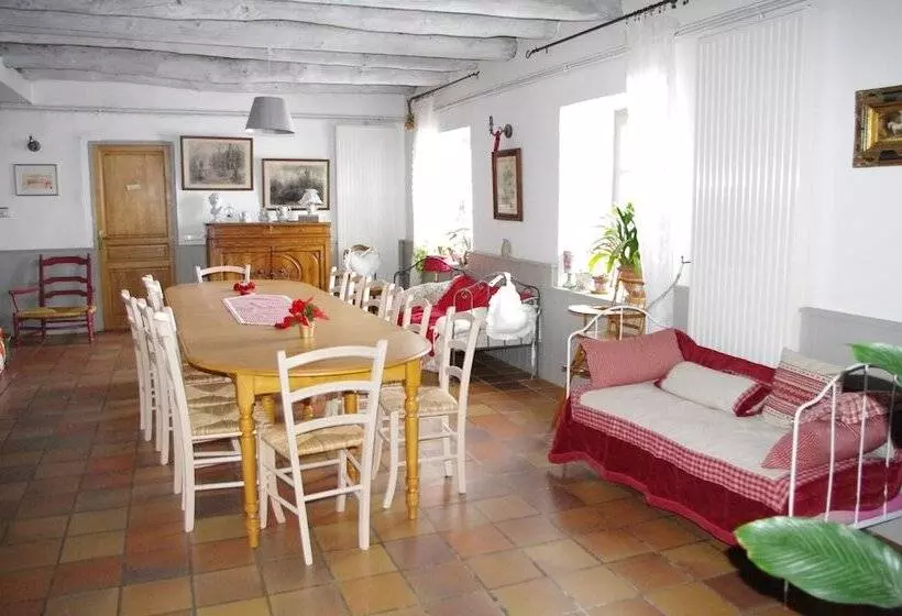 ベッドアンドブレックファースト Chambre D Hotes Au Bon Gré D Hugoline