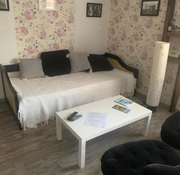 ベッドアンドブレックファースト Chambres D Hôtes Les Vergers De Louise