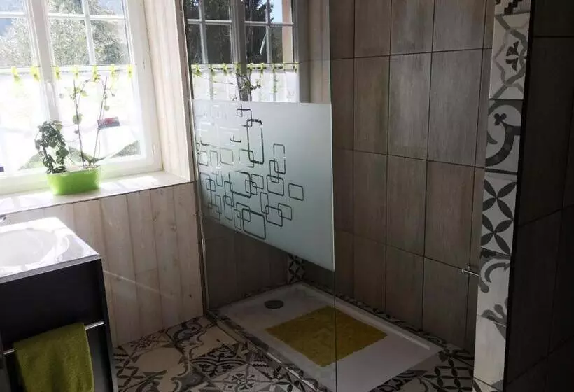 Aamiaismajoitus (B&B) Chambres D Hôtes Les Vergers De Louise