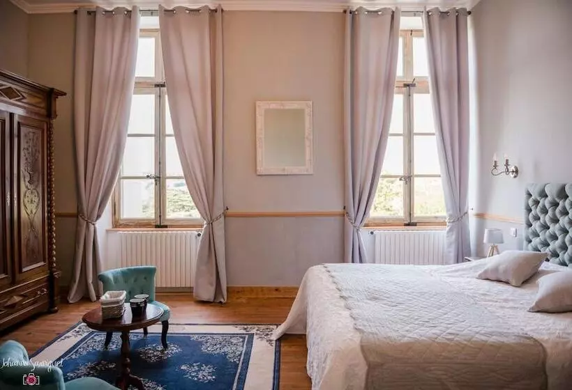 تختخواب و صبحانه Château De L Hers