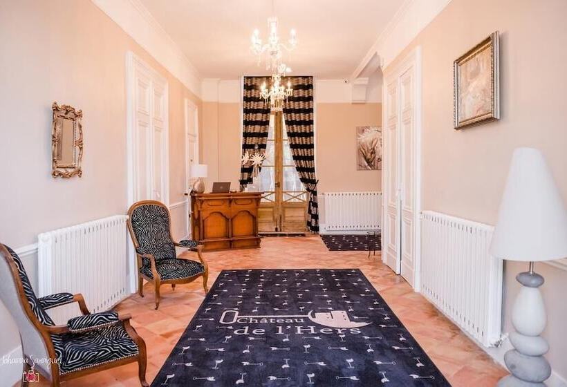 住宿加早餐  Château De L Hers