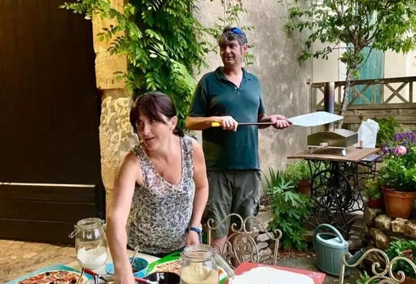 Aamiaismajoitus (B&B) La Calade