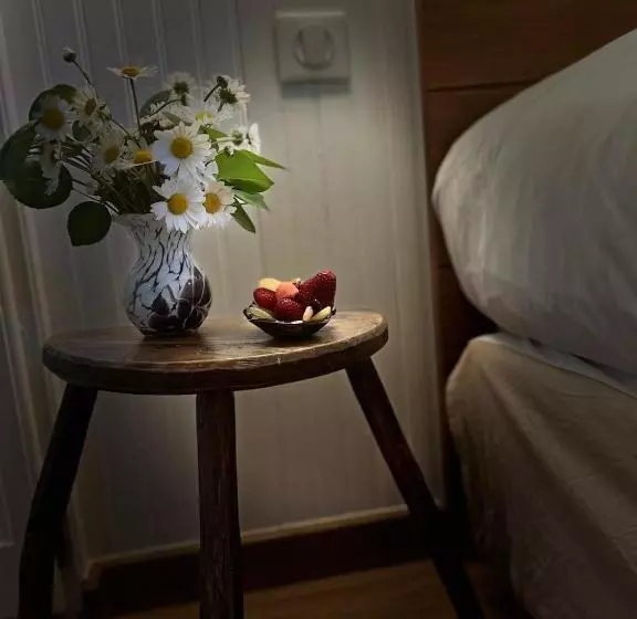 ベッドアンドブレックファースト Le Clos Pastel