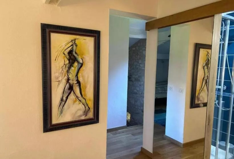 ベッドアンドブレックファースト Le Clos Pastel