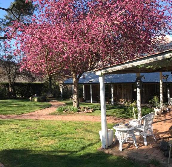 ベッドアンドブレックファースト Mutton Falls