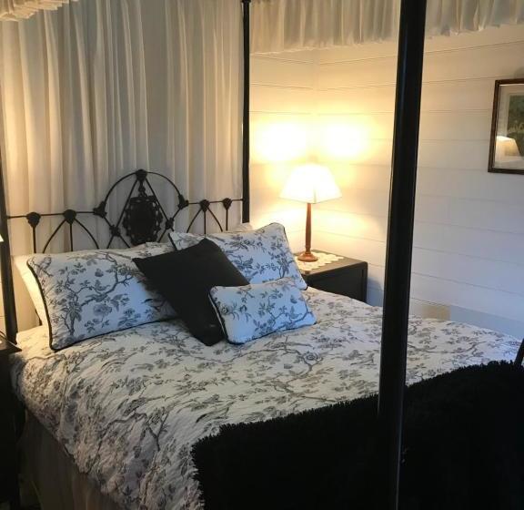 Bed and Breakfast Mutton Falls