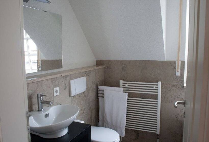 Hostel Landhotel Rangau Gasthof & Brennerei