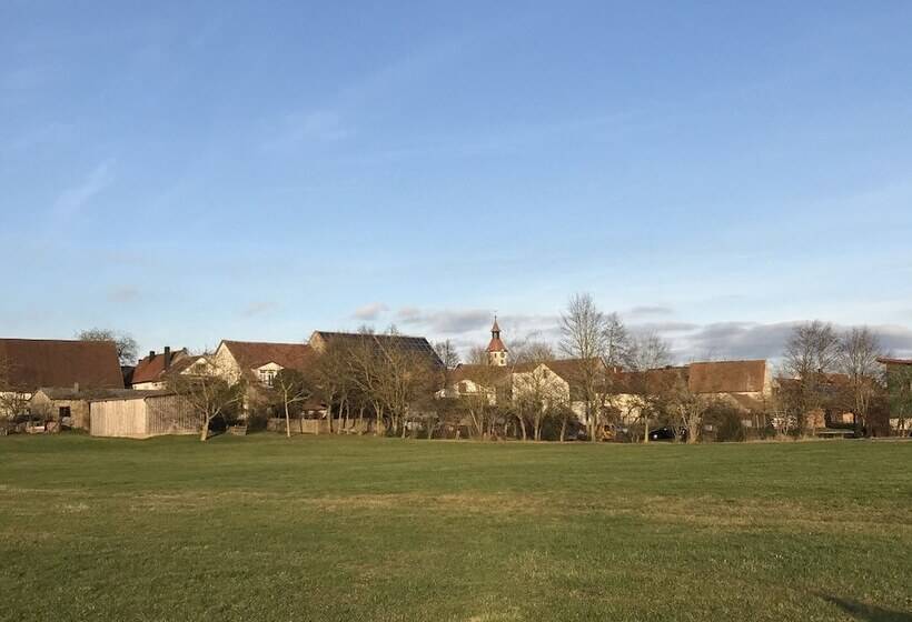 Hostel Landhotel Rangau Gasthof & Brennerei