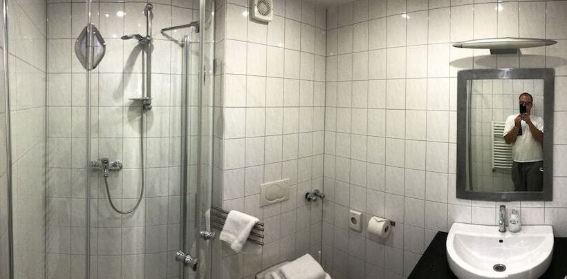 Hostel Landhotel Rangau Gasthof & Brennerei