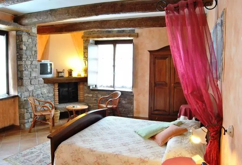 Hostelli Le Macine Del Confluente