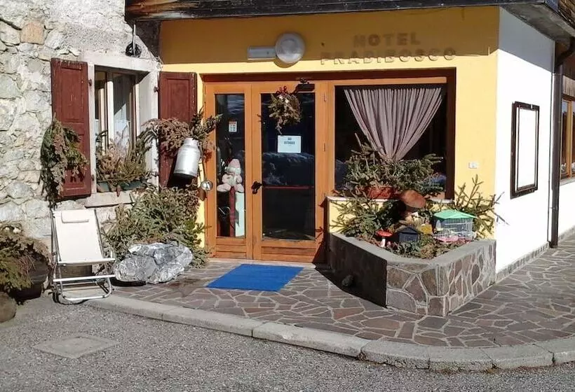 Hostelli Pradibosco Agrituristico