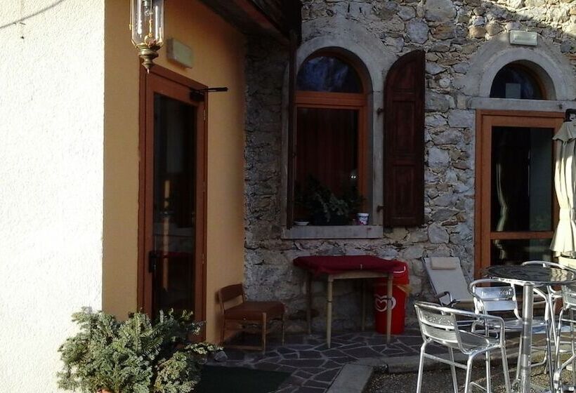 פונדק Pradibosco Agrituristico