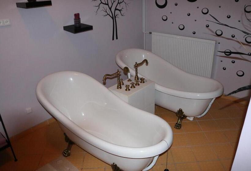 בית מלון כפרי Apartmány Divoký Anděl