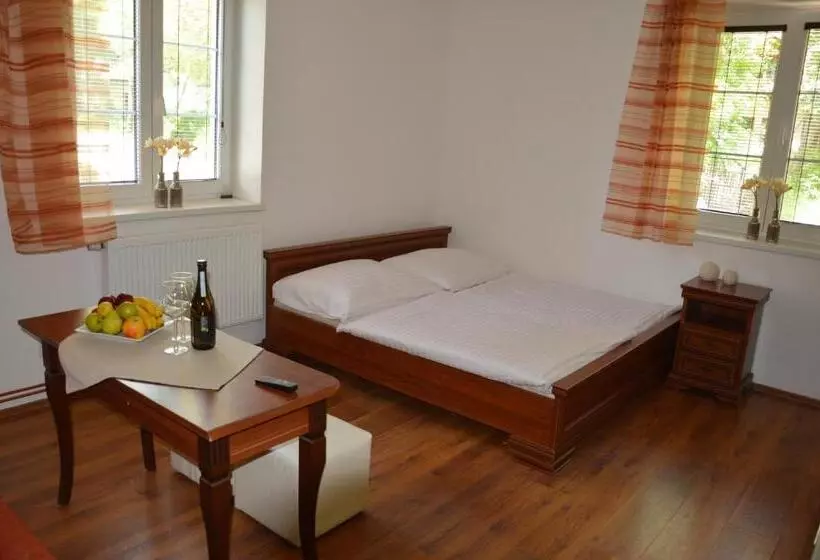 Hotelli Apartmány Divoký Anděl