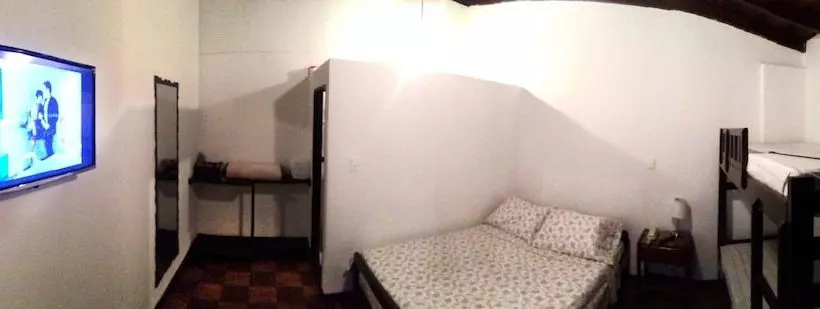 Hotelli Brisas Del Calima Lago Calima