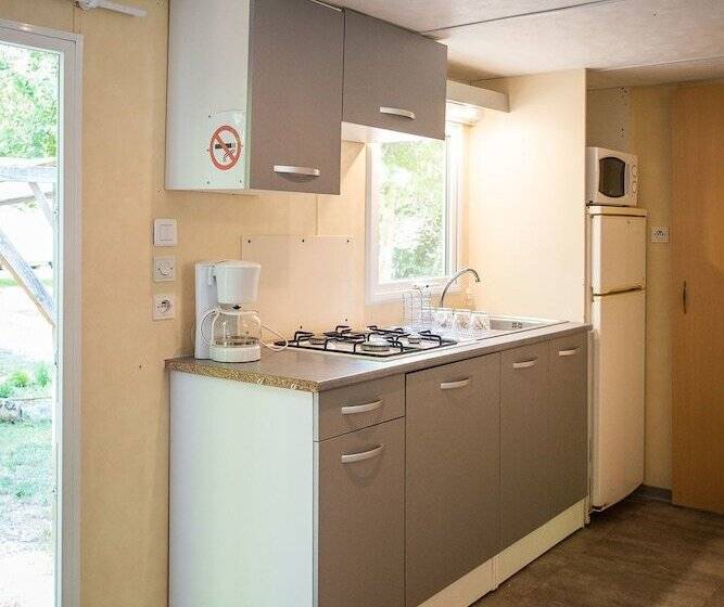 ホテル Camping De La Muse