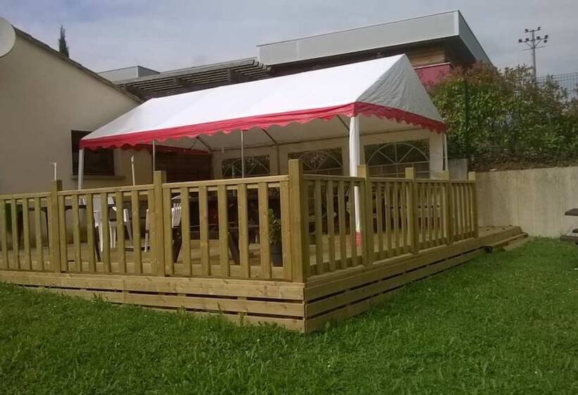 בית מלון כפרי Camping L Agrion Bleu   Bungalow