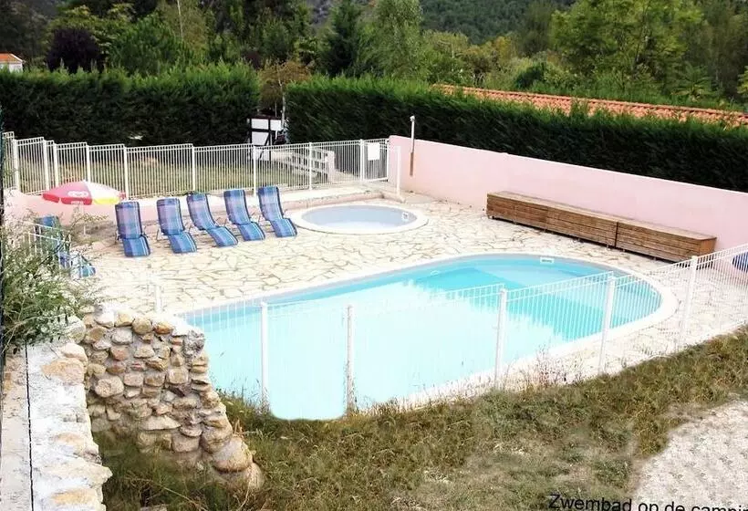 Hotelli Camping Le Rotja