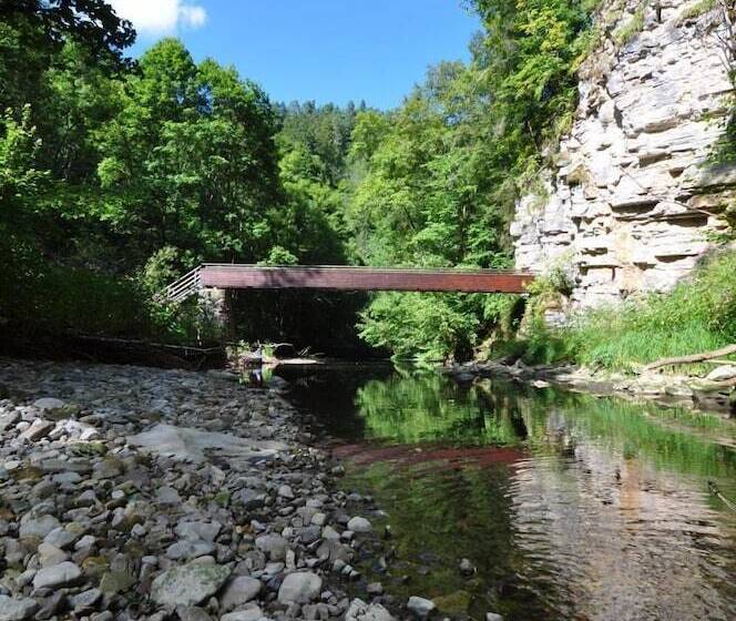 ホテル Gasthof Zur Burg