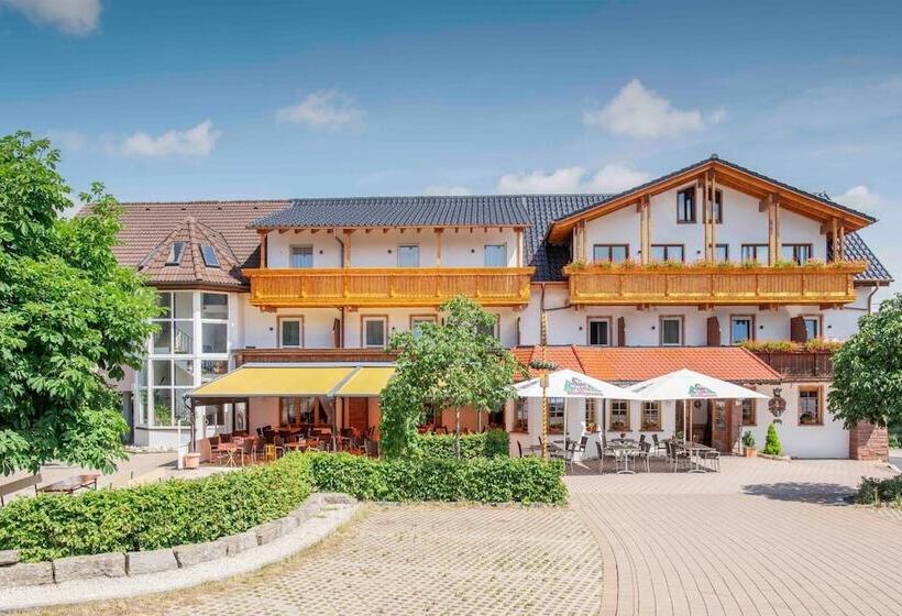 ホテル Gasthof Zur Burg