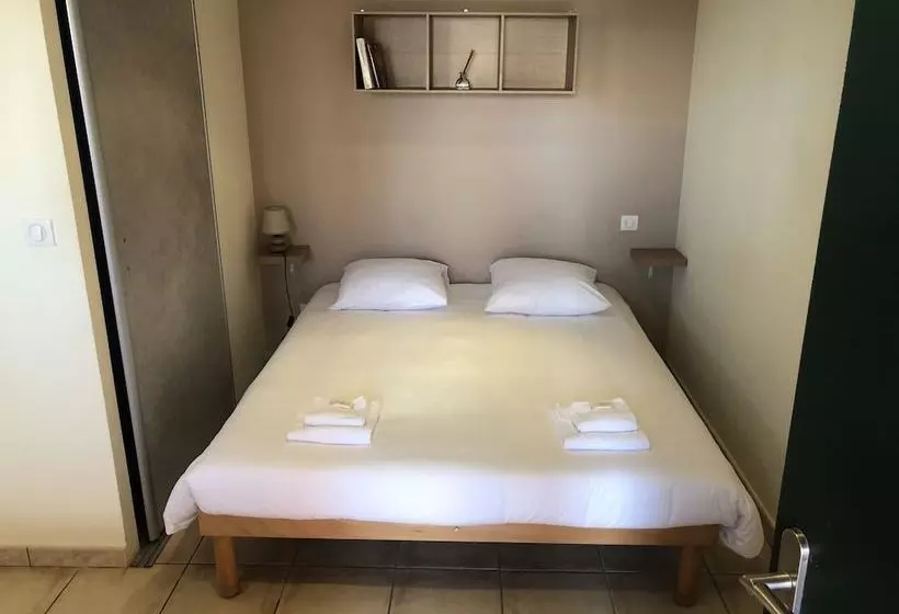 ホテル La Casa Nova