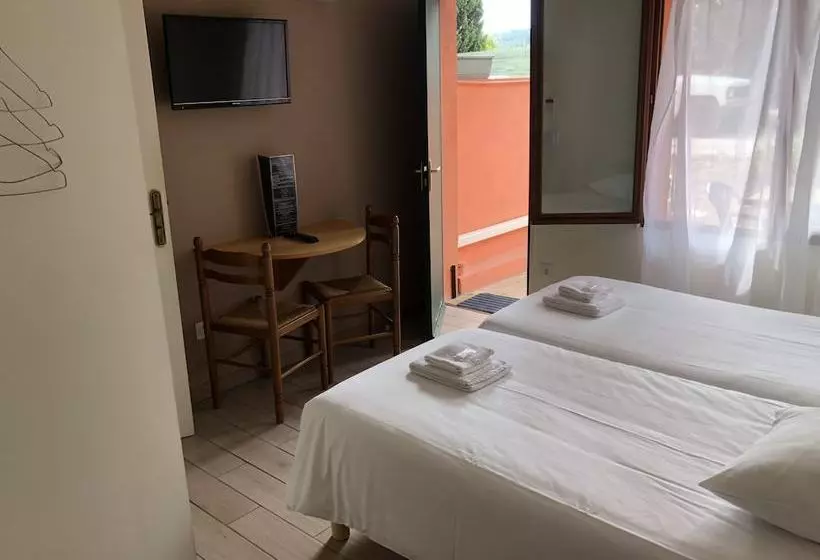 ホテル La Casa Nova