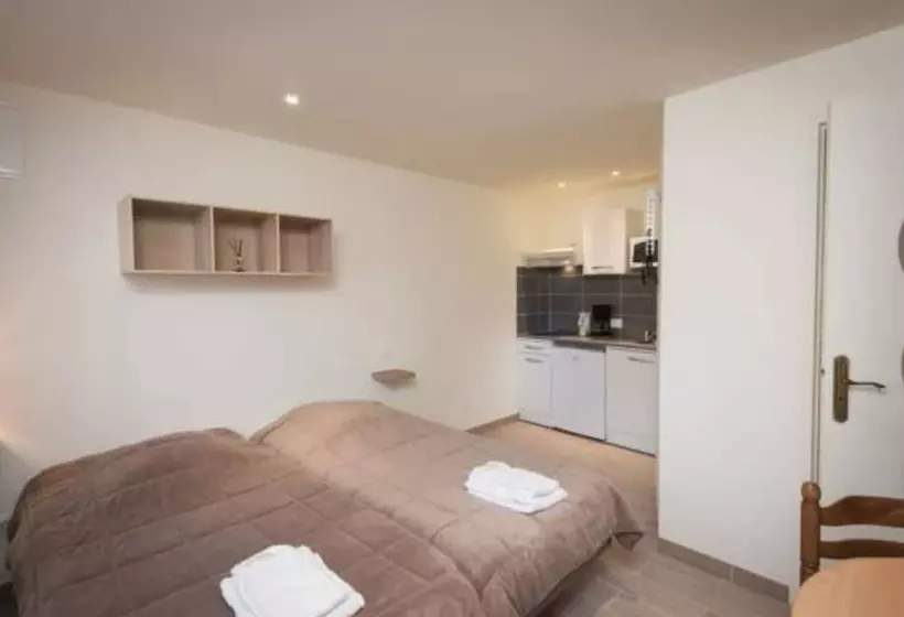 ホテル La Casa Nova