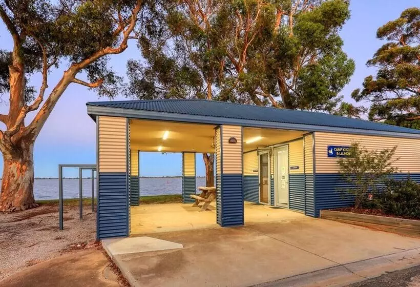 ホテル Lake Boga Caravan Park