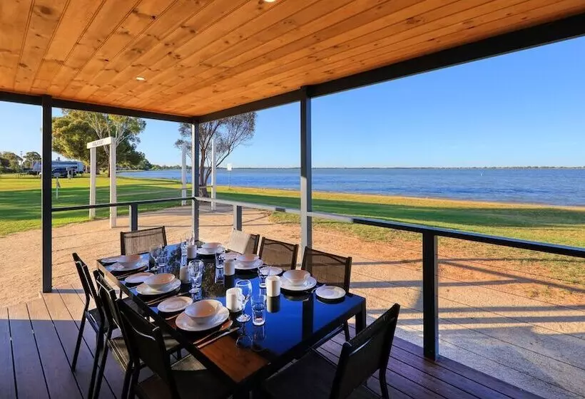 ホテル Lake Boga Caravan Park