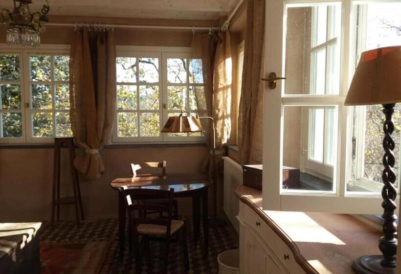 Сельский отель Agriturismo Di Charme E Ristorante Stallato Il Filo Di Paglia