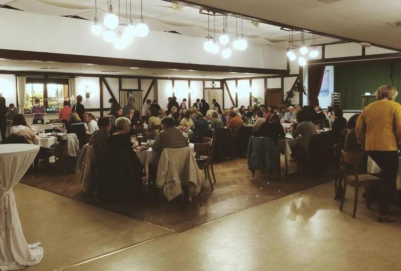 ホテル Schützenhof Ahlerstedt