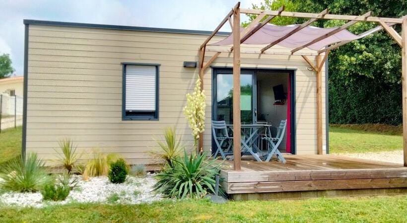 Les Logis De La Seugne