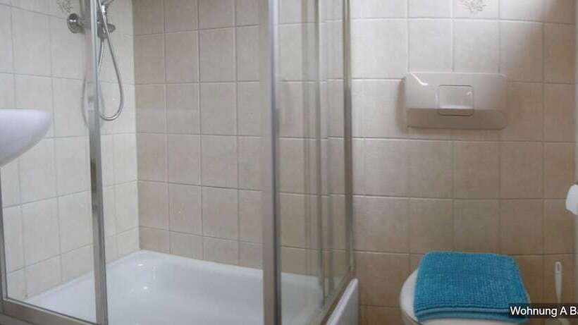 펜션 Gästehaus Zimmer Frei