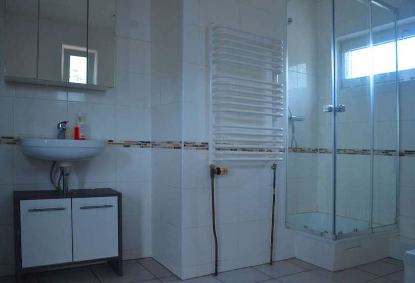 펜션 Gästehaus Zimmer Frei