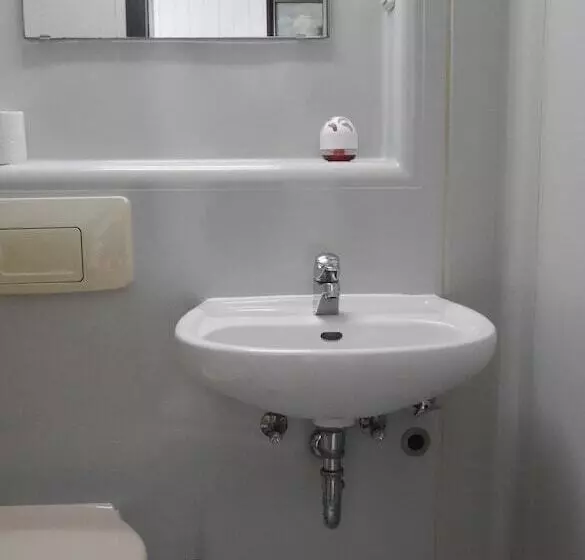 Majatalo Gästehaus Zimmer Frei