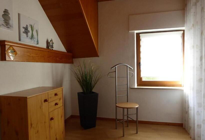 פנסיון Landgasthof Schneller