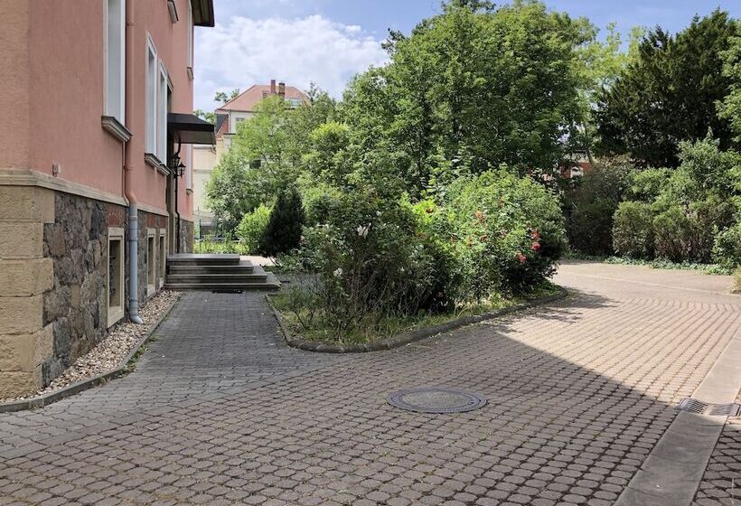 پانسیون Stadtvilla Bei Peters Leipzig