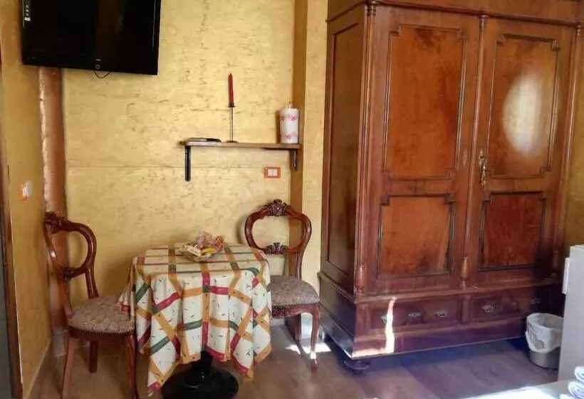 Aamiaismajoitus (B&B) Ca' Le Rose